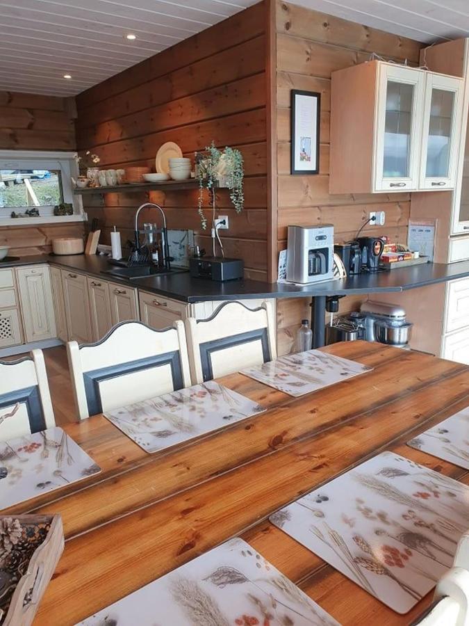 Smastranda Fjord Lodge Aheim المظهر الخارجي الصورة