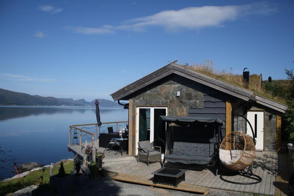 Smastranda Fjord Lodge Aheim المظهر الخارجي الصورة